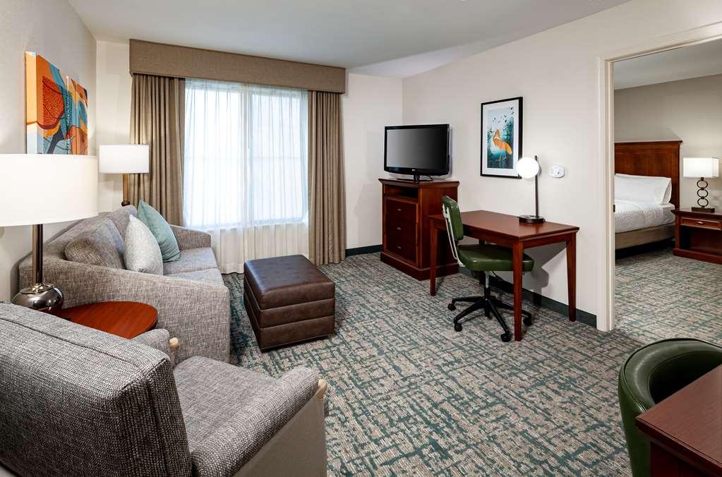 Homewood Suites By Hilton Gainesville Room photo